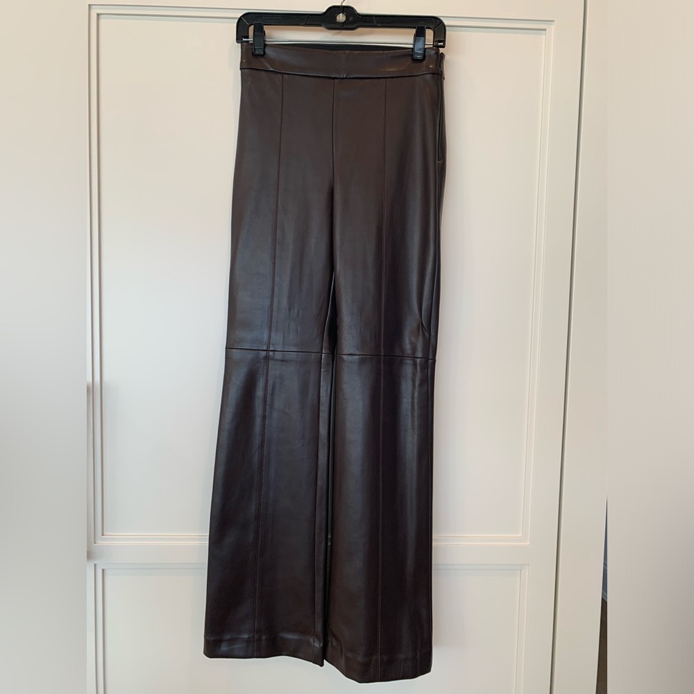 Ann Taylor Faux Leather Skinny Flare Pant Size 0